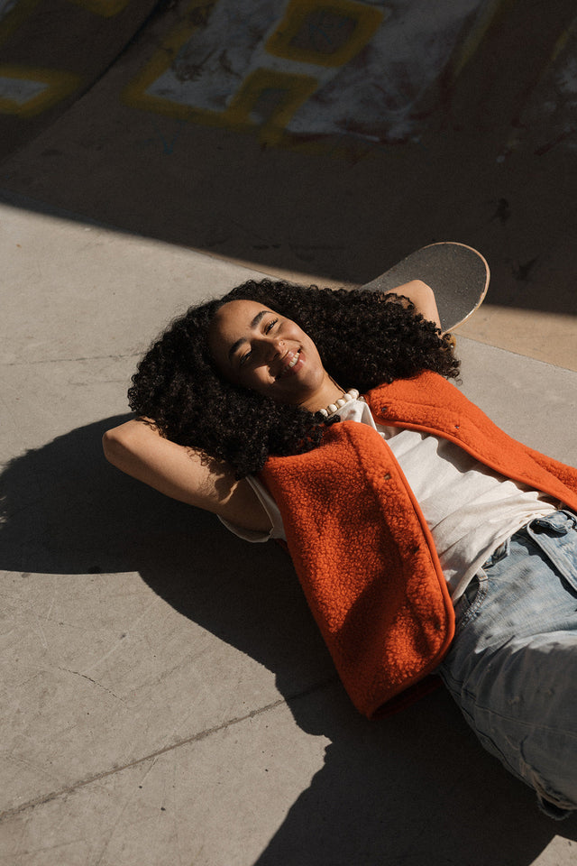 Alwero bodywarmer Tyb Light Coral Light gedragen