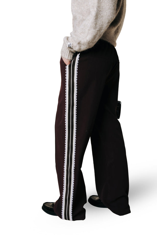 Colourful rebel | Tibby Taupe Sportpants