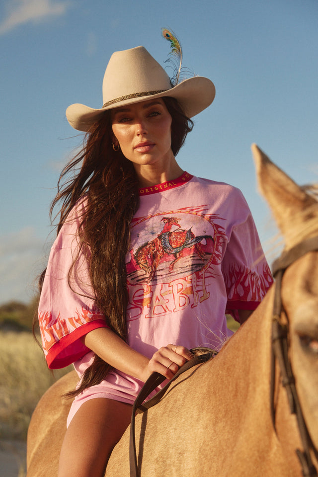SABBI | The Flaming Cowboy tee | Pink