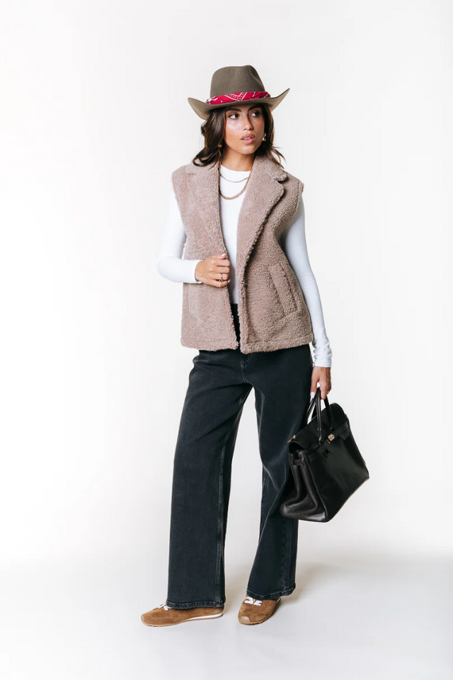 Evi Faux Fur Gilet | Colourful Rebel