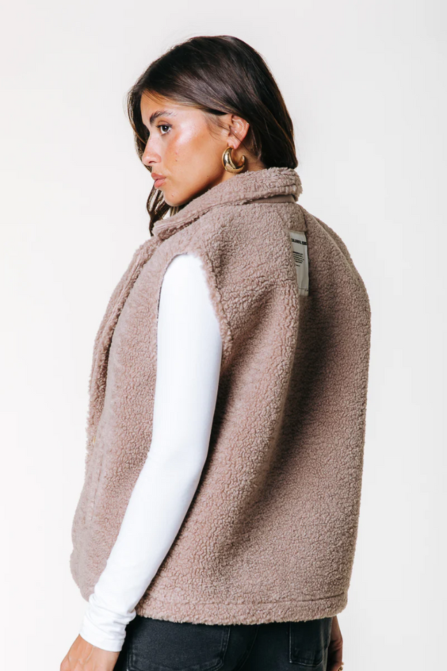 Evi Faux Fur Gilet | Colourful Rebel