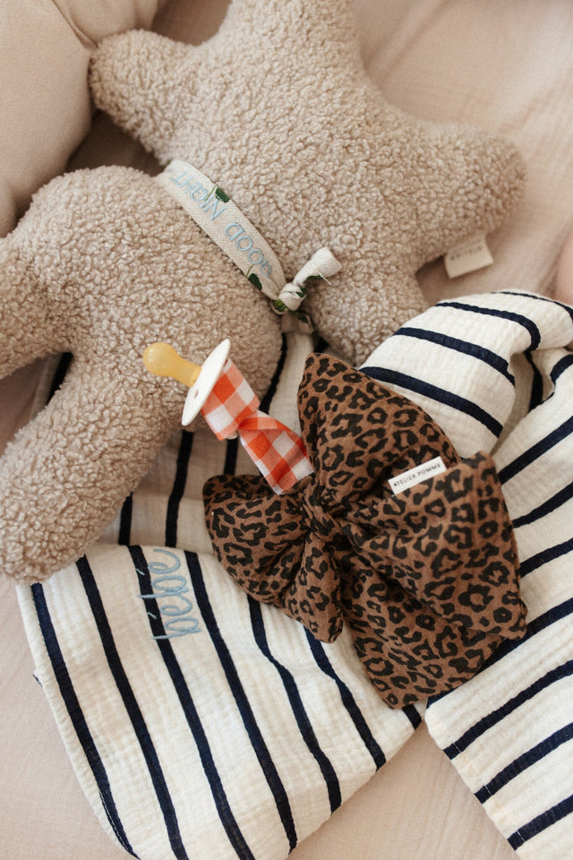 Atelier Pomme | Put a bow on it Leopard Speenkoord - Atelier Pomme - wonder & melon