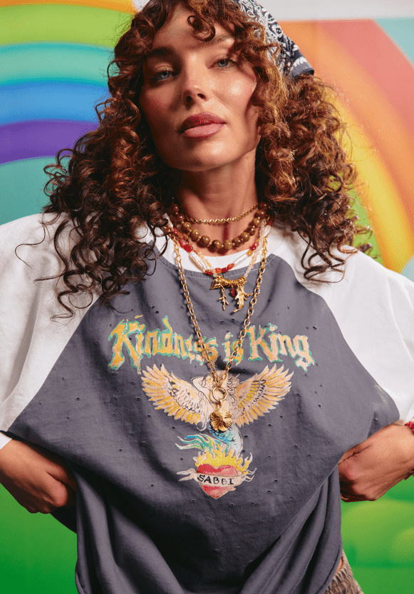 SABBI | The Raglan Kindness is King Tee - Sabbi - wonder & melon