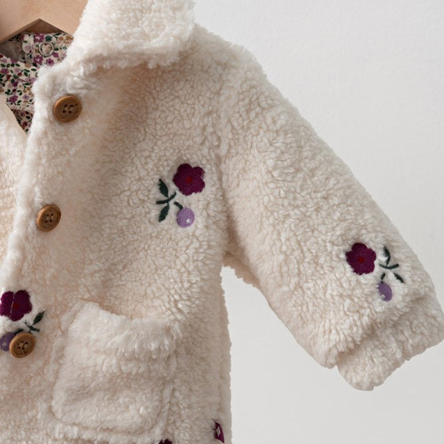 Feetje longsleeve AOP Afternoon Tea gedragen