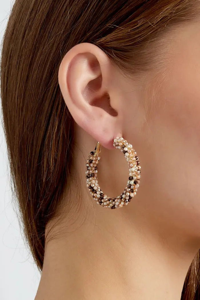 Statement Oorbel met kralen groot | Beige | Glazen kralen - wonder & melon - wonder & melon