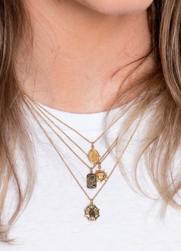 Charm goldplated ketting zebra rechthoek - All the luck in the world - wonder & melon