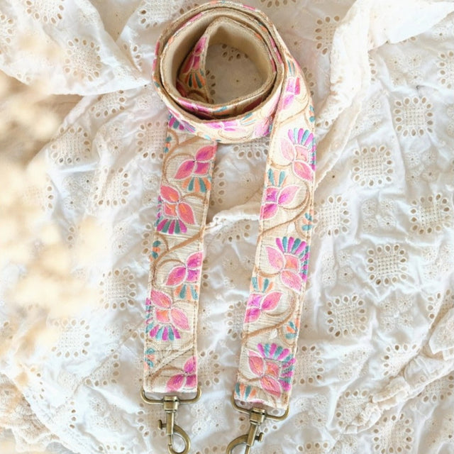 Handgemaakte telefoonsnoer/tasriem/camerariem Pinky Dandelion - La N'atelier - wonder & melon