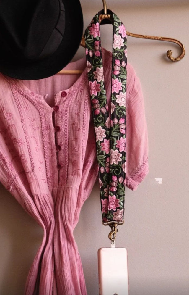 Phone / Bag / Camera strap Zwart en Roze | La N'atelier - La N'atelier - wonder & melon
