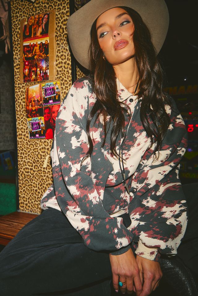 SABBI | The Cowprint Collared Sweater