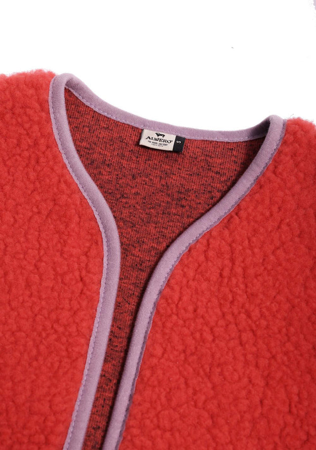 Alwero gilet Camino Coral Light gedragen