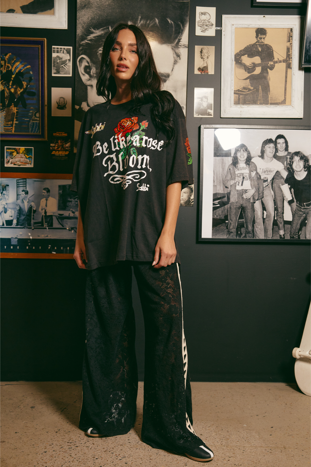 SABBI | The Rose tee | Black