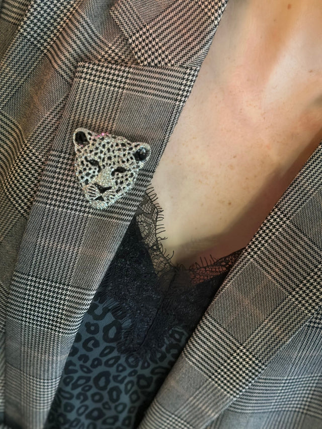 Broche| Leopard | Zwart & Zilver - wonder & melon - wonder & melon