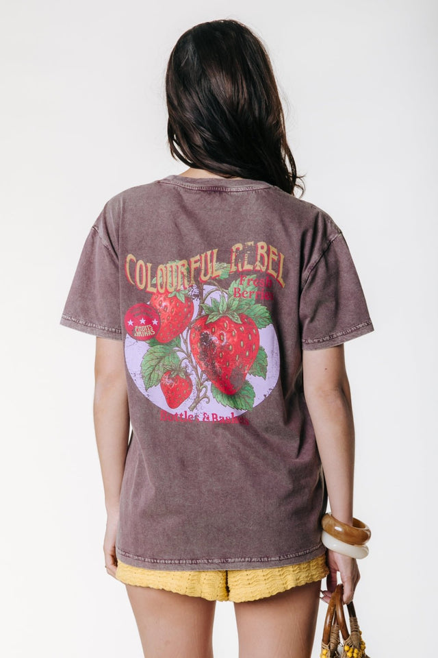 Colourful Rebel | T-Shirt | Brown | Strawberry - Colourful Rebel - wonder & melon
