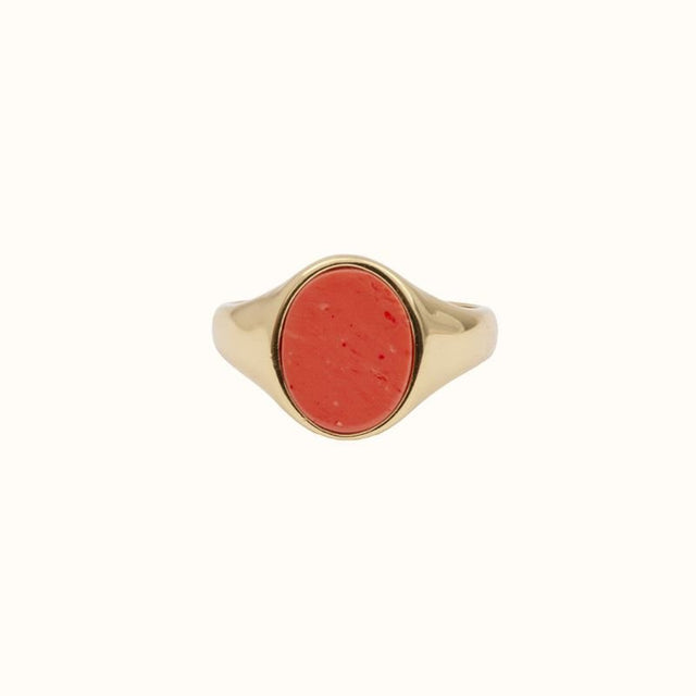 Chérie Goldplated Ring Zegel Oval Koraal - All the luck in the world - wonder & melon